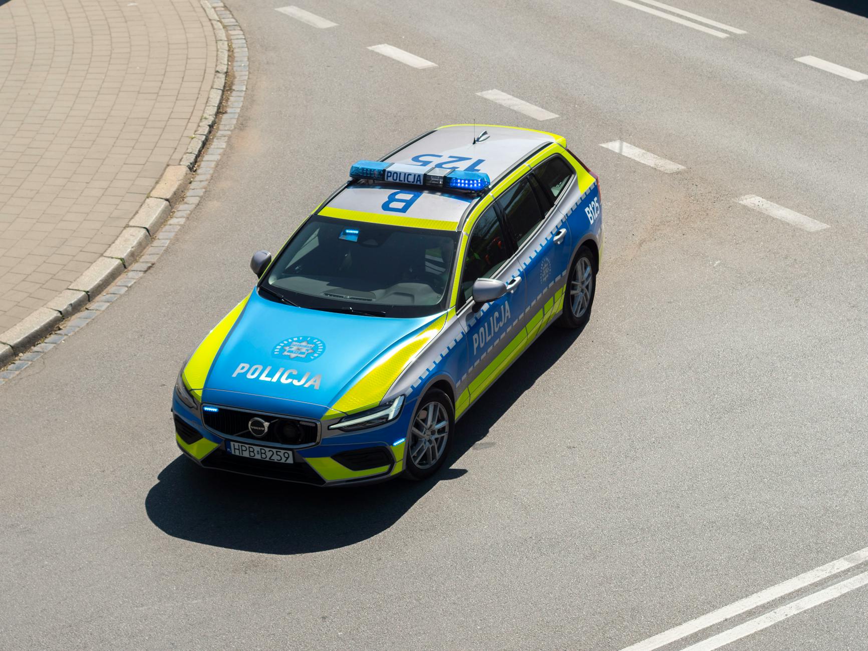 Fotografia przedstawiająca zabytkową papiernię w Dusznikach-Zdroju, symbol lokalnej historii i dziedzictwa.